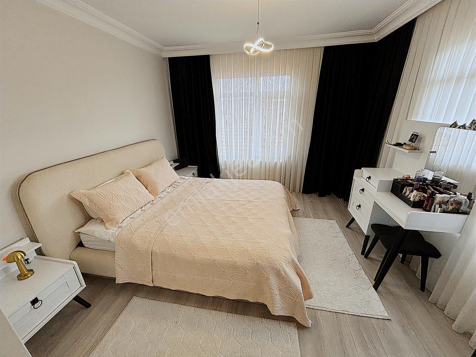 Ana Cadde Üzeri Masrafsız Ebeveyn Banyolu Hemen Taşınmaya Hazır - Görsel 12