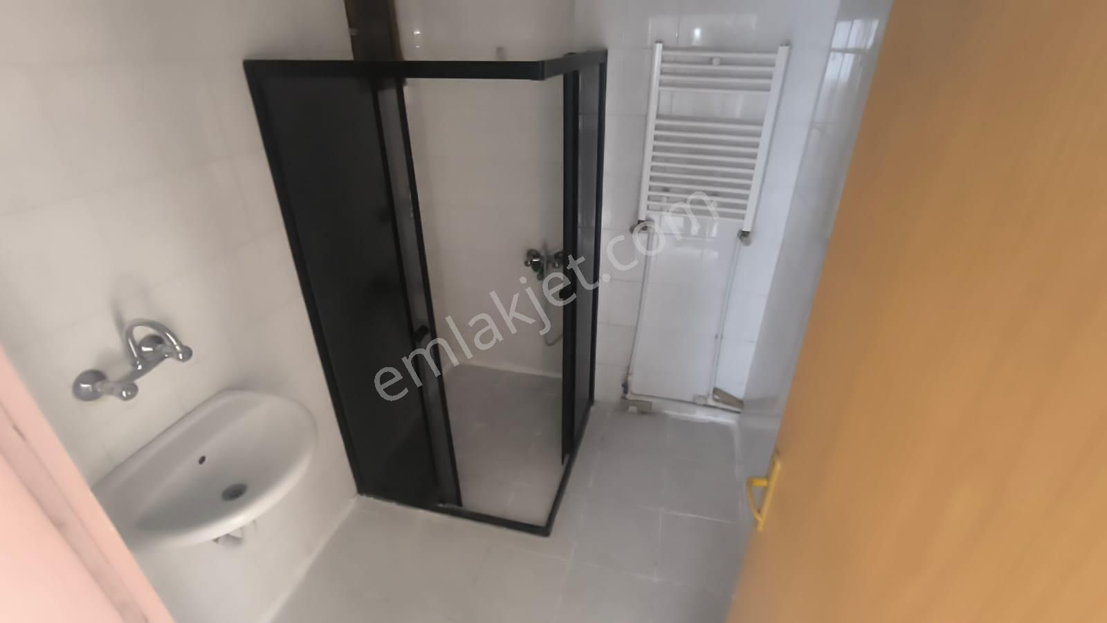 Yılmaz Gayrımenkulden Kacırılmıyacak Fırsat Kiralik Daıre - Görsel 9