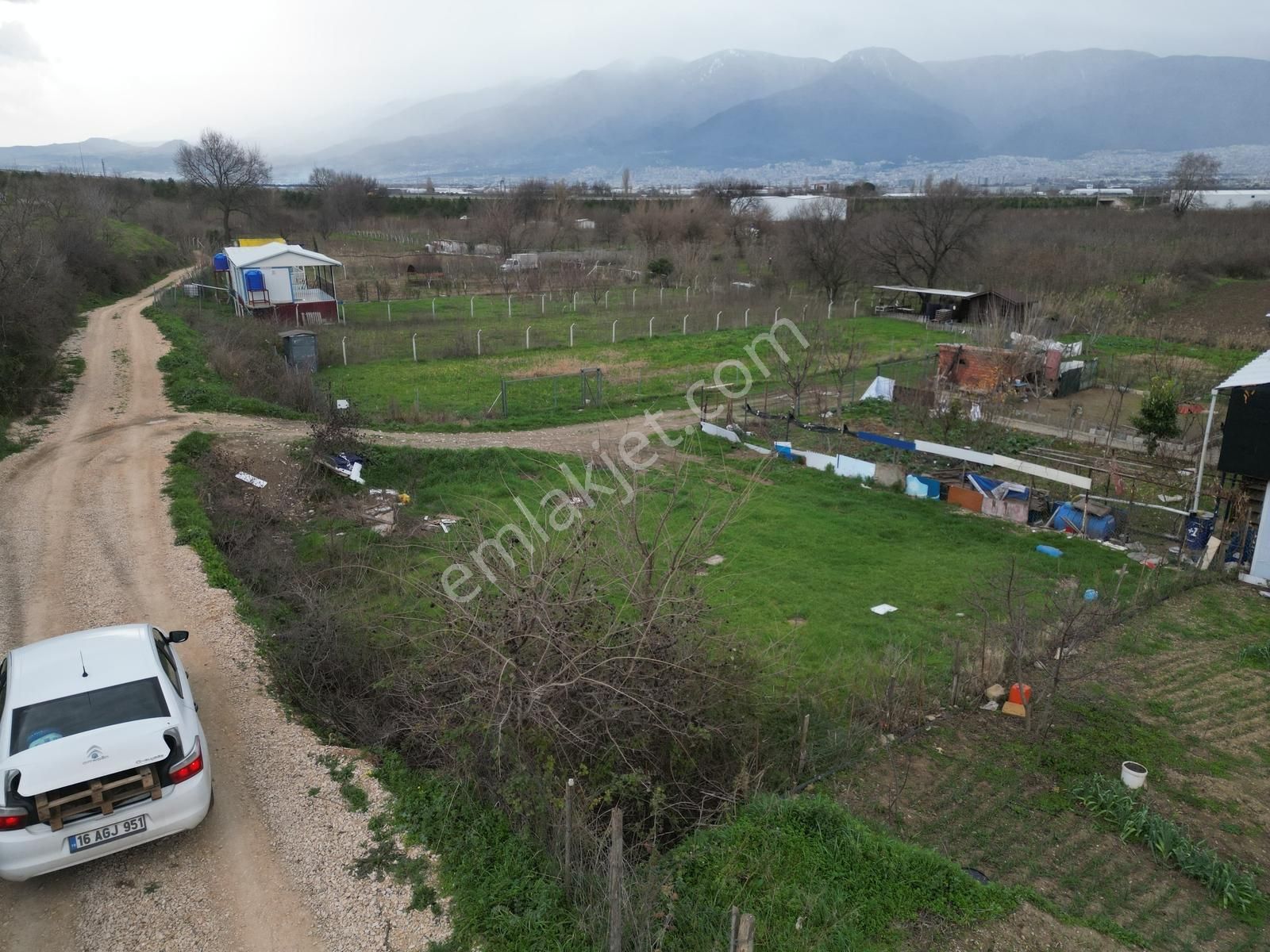 İsmetiyede Otoban Karşısı, Yola Cephe 345 M² Yatırımlık Tarla - Görsel 8