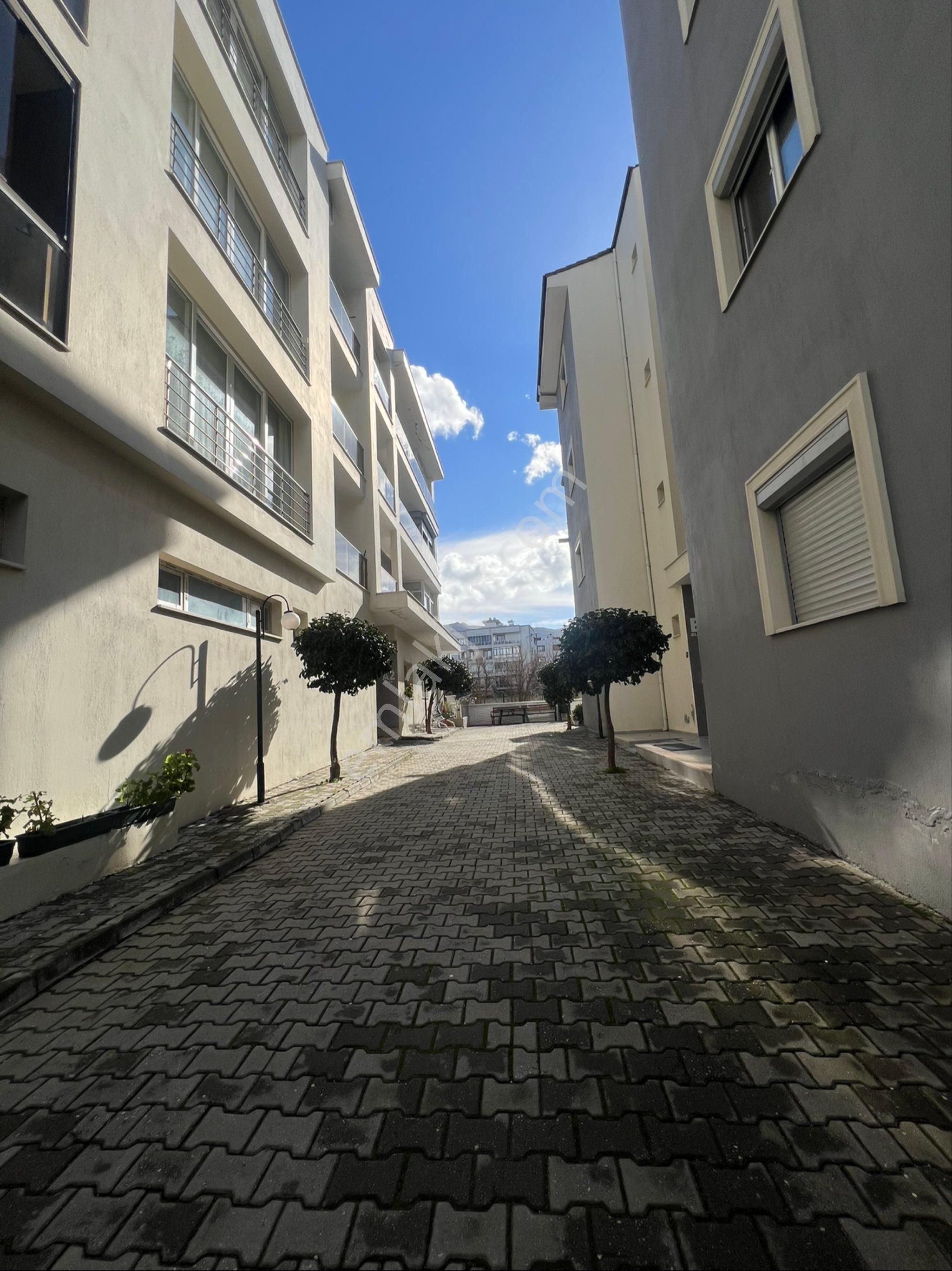 Kuşadası Davutlar’da 2 + 1 Geniş Daire Satılık - Görsel 29