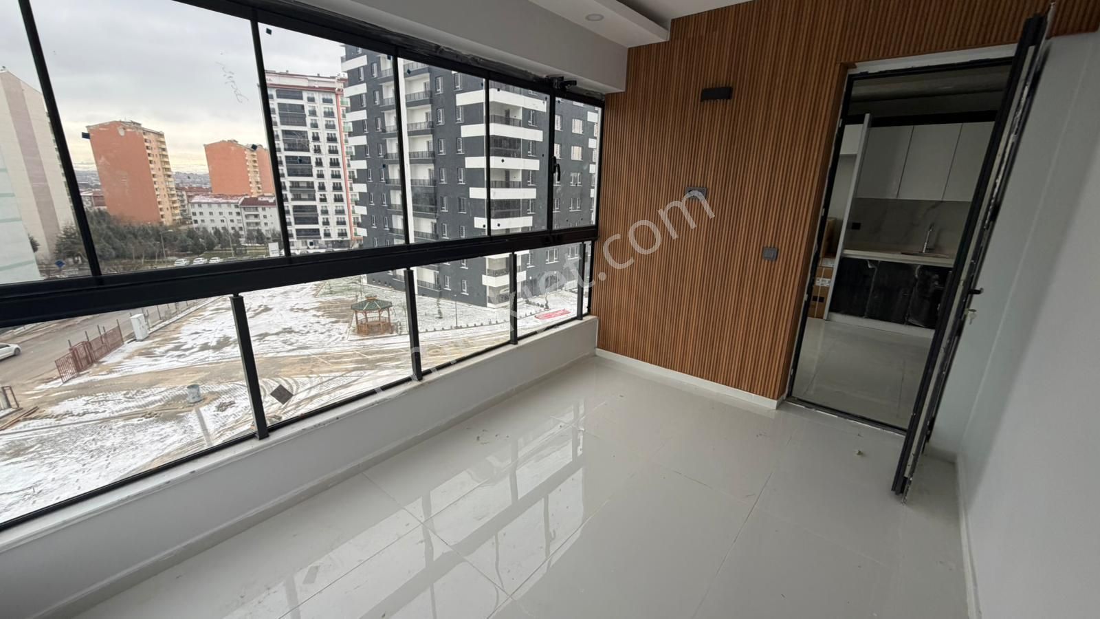 Törekent Mh^de Site İçinde Ara Katta E. Banyolu G. Odalı Lüx Yapılı Sıfır 3+1 Daire! - Görsel 33