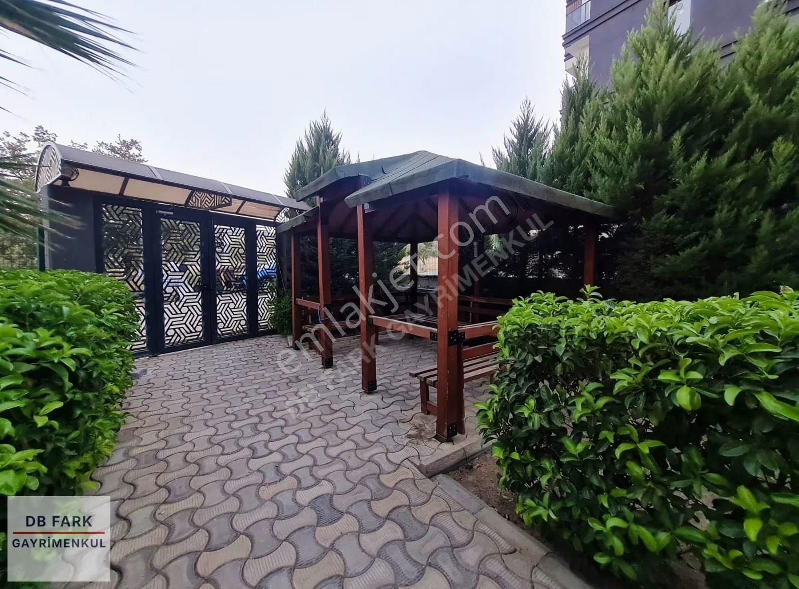 Menderes Barbaros Mah. 3+1 Kiralık Daire - Görsel 3