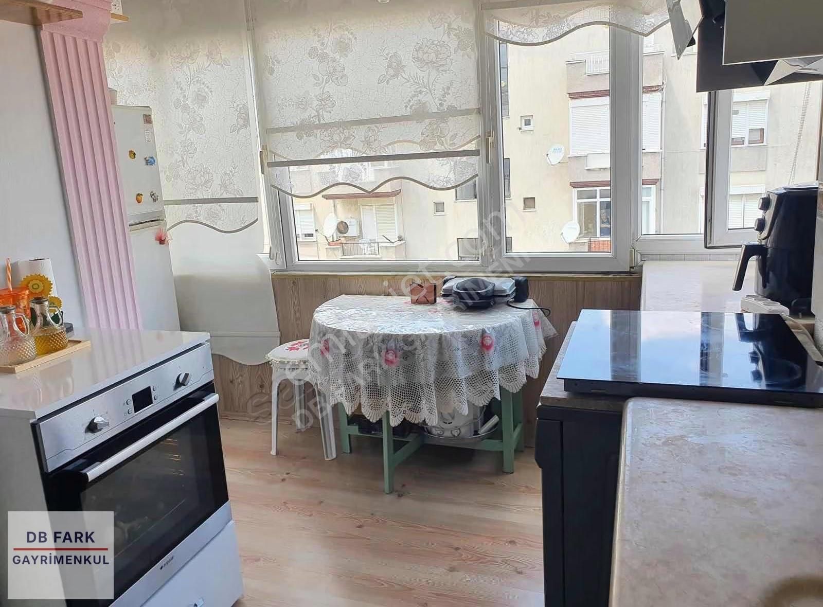 Dikili Yakamozda Deniz Manzaralı 2+1 - Görsel 9