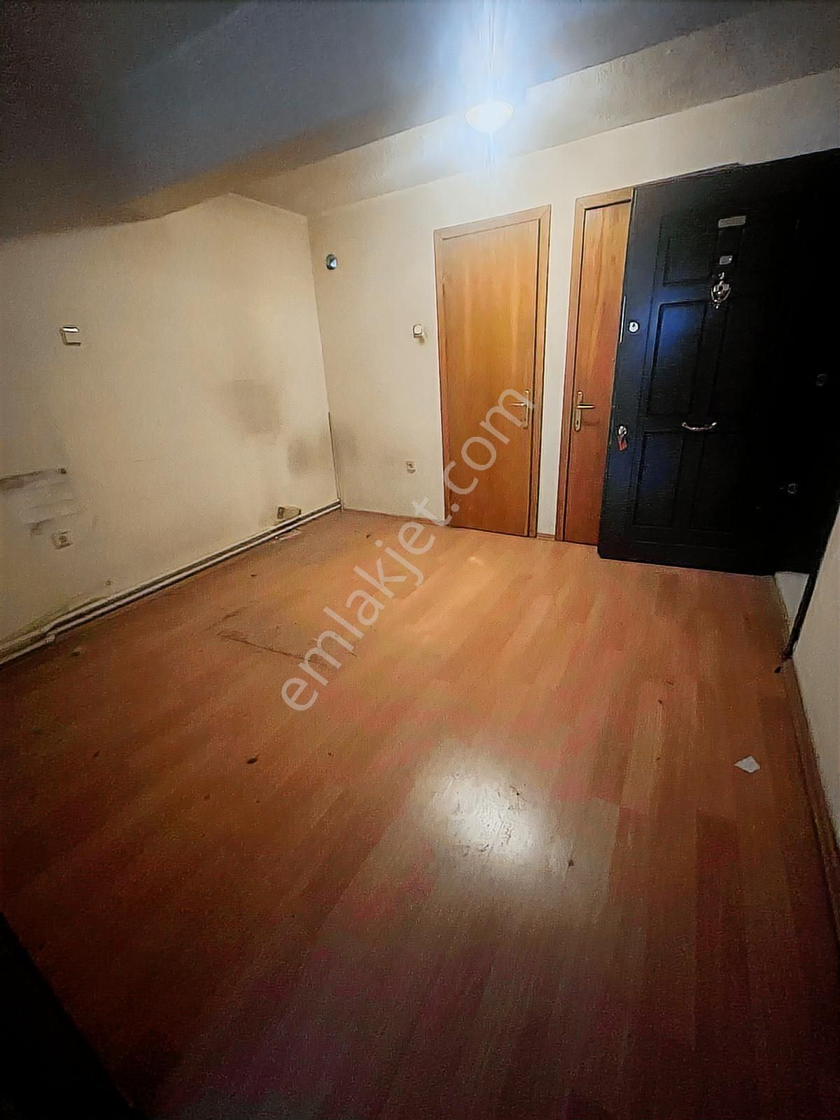 Kızılay Konur Sokakta 1+1 Kiralık Ofis - Görsel 4