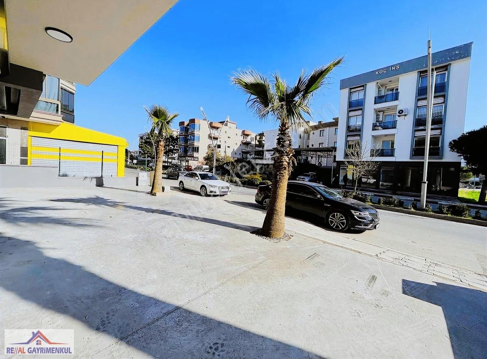 Real'den Menderes İbrahim Turan Cad. Kiralık 270 M2 Dükkan - Görsel 14