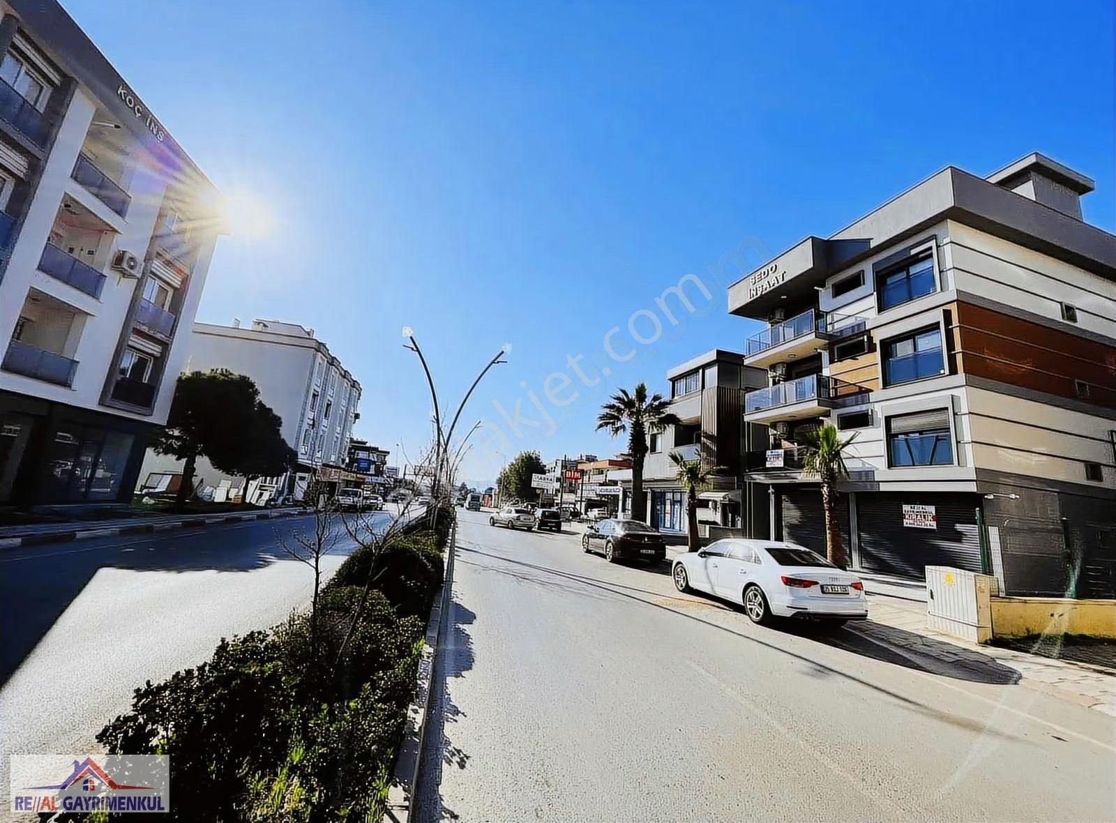 Real'den Menderes İbrahim Turan Cad. Kiralık 270 M2 Dükkan - Görsel 7