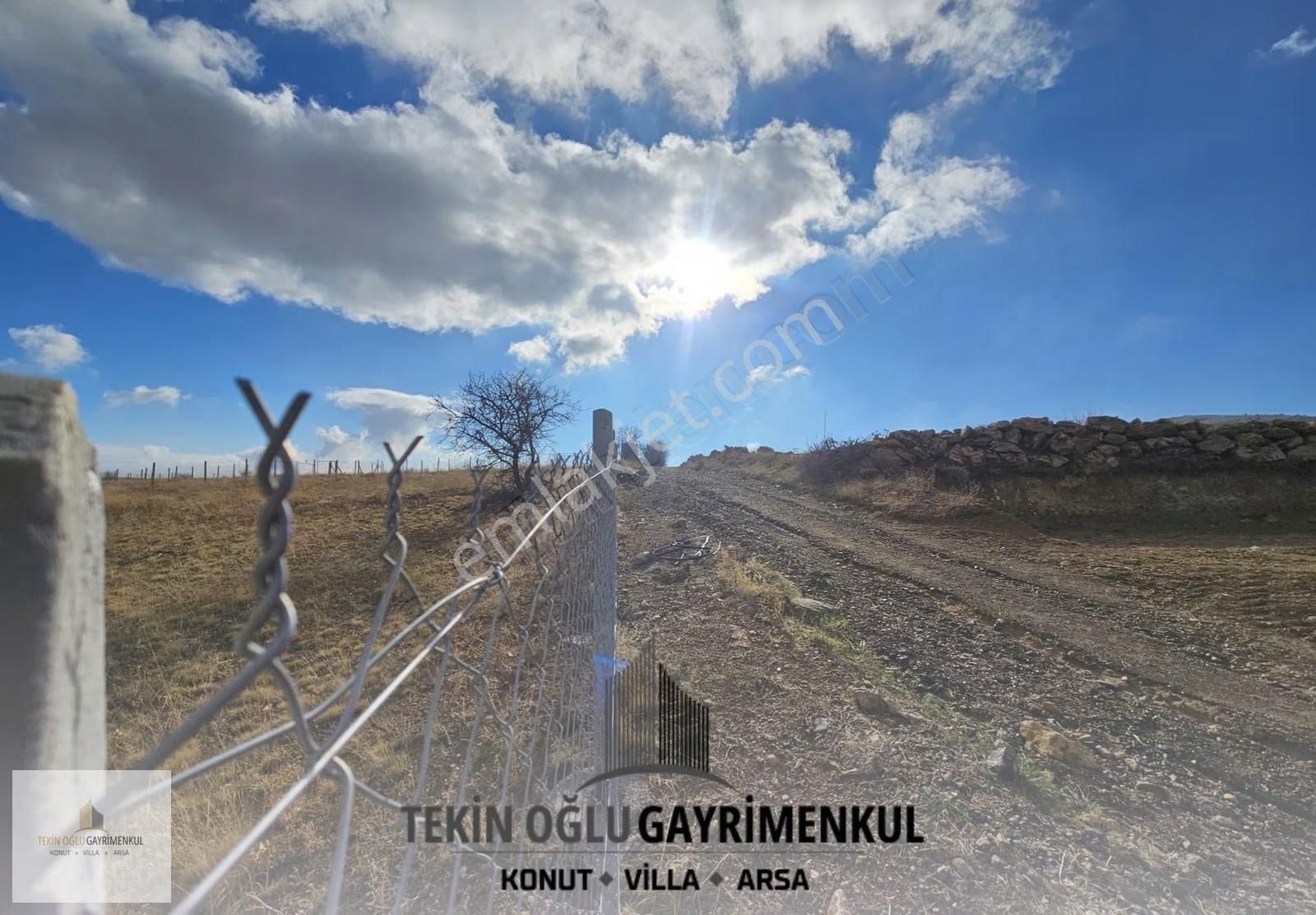 Meram Karadiğin'de Yola Cephe Geniş 1.666 M² Tarla - Görsel 13