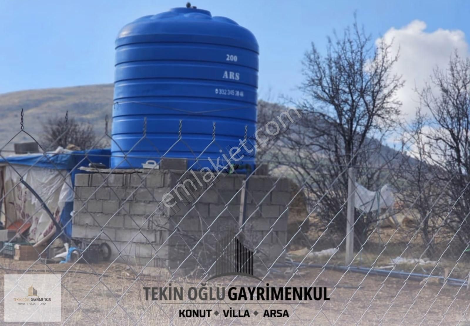 Meram Karadiğin'de Yola Cephe Geniş 1.666 M² Tarla