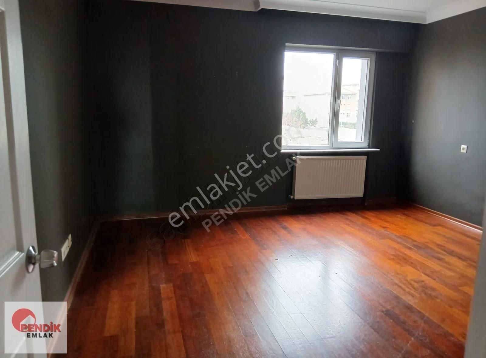 Pendik Denizpark Sitesinde Deniz Manzaralı Geniş 4+1 Kiralık - Görsel 3