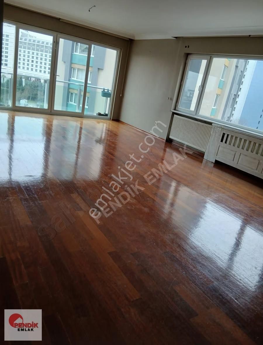 Pendik Denizpark Sitesinde Deniz Manzaralı Geniş 4+1 Kiralık - Görsel 21