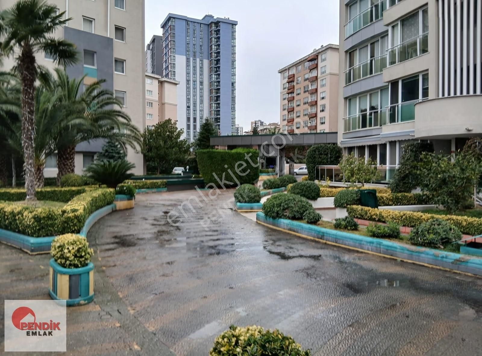 Pendik Denizpark Sitesinde Deniz Manzaralı Geniş 4+1 Kiralık - Görsel 14