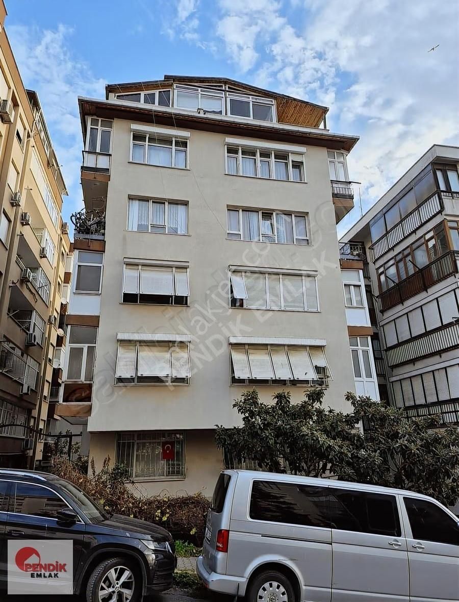 Pendik Emlak'tan, Batı Mah, Burun'da 3+1 Eşyalı Kiralık Daire