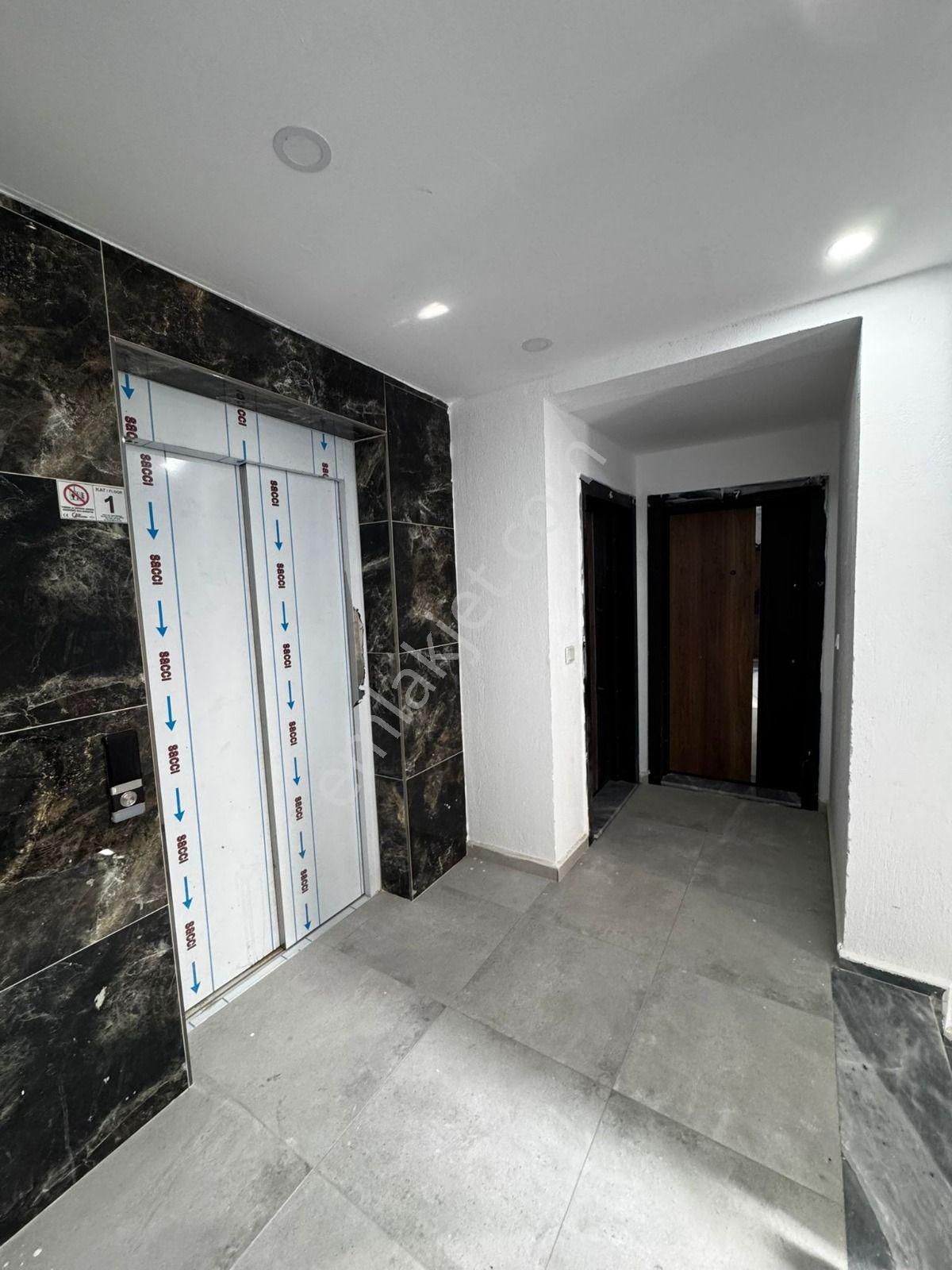 Didim Efeler Mah.merkezi Konumda Satılık Asansörlü,sıfır 1+1 Daire - Görsel 10