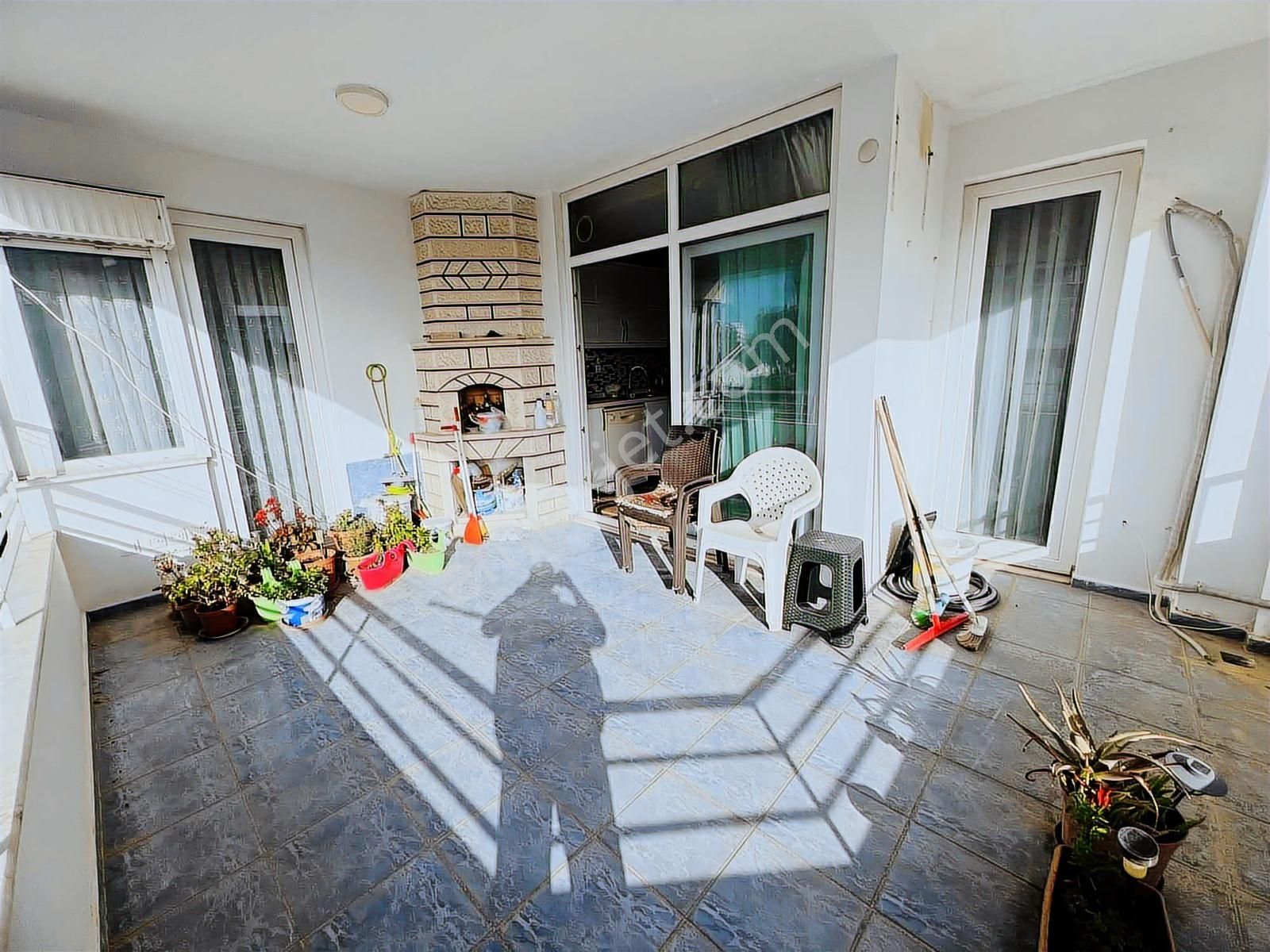 Fenerde Terracity Karşısı 3+1 Ara Kat Geniş Daire - Görsel 15