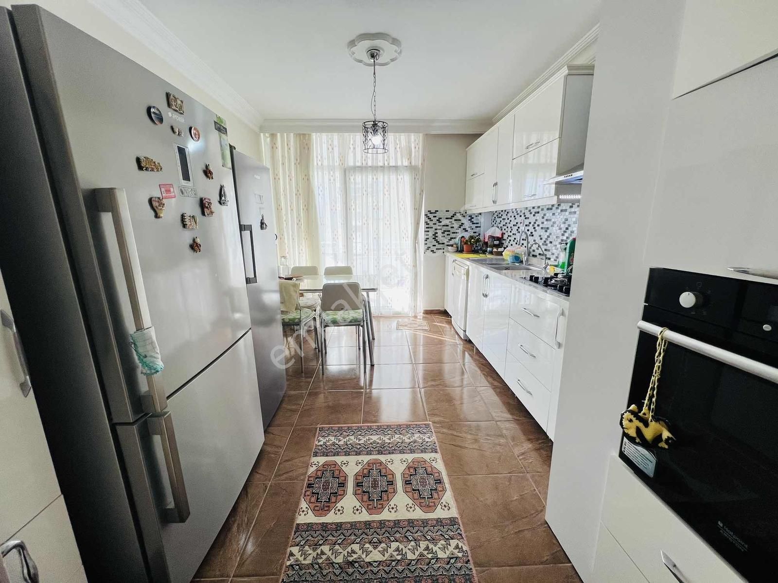 Fenerde Terracity Karşısı 3+1 Ara Kat Geniş Daire - Görsel 12