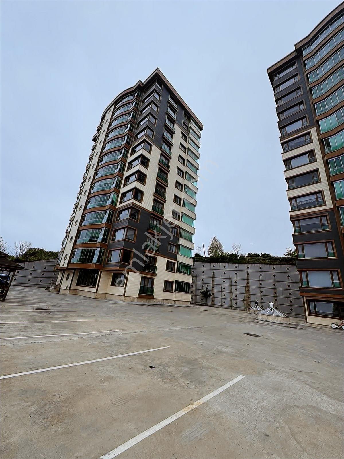 Akcaabat Yıldızlı Sümela Evlerinde Panoramik Manzaralı Daire - Görsel 3