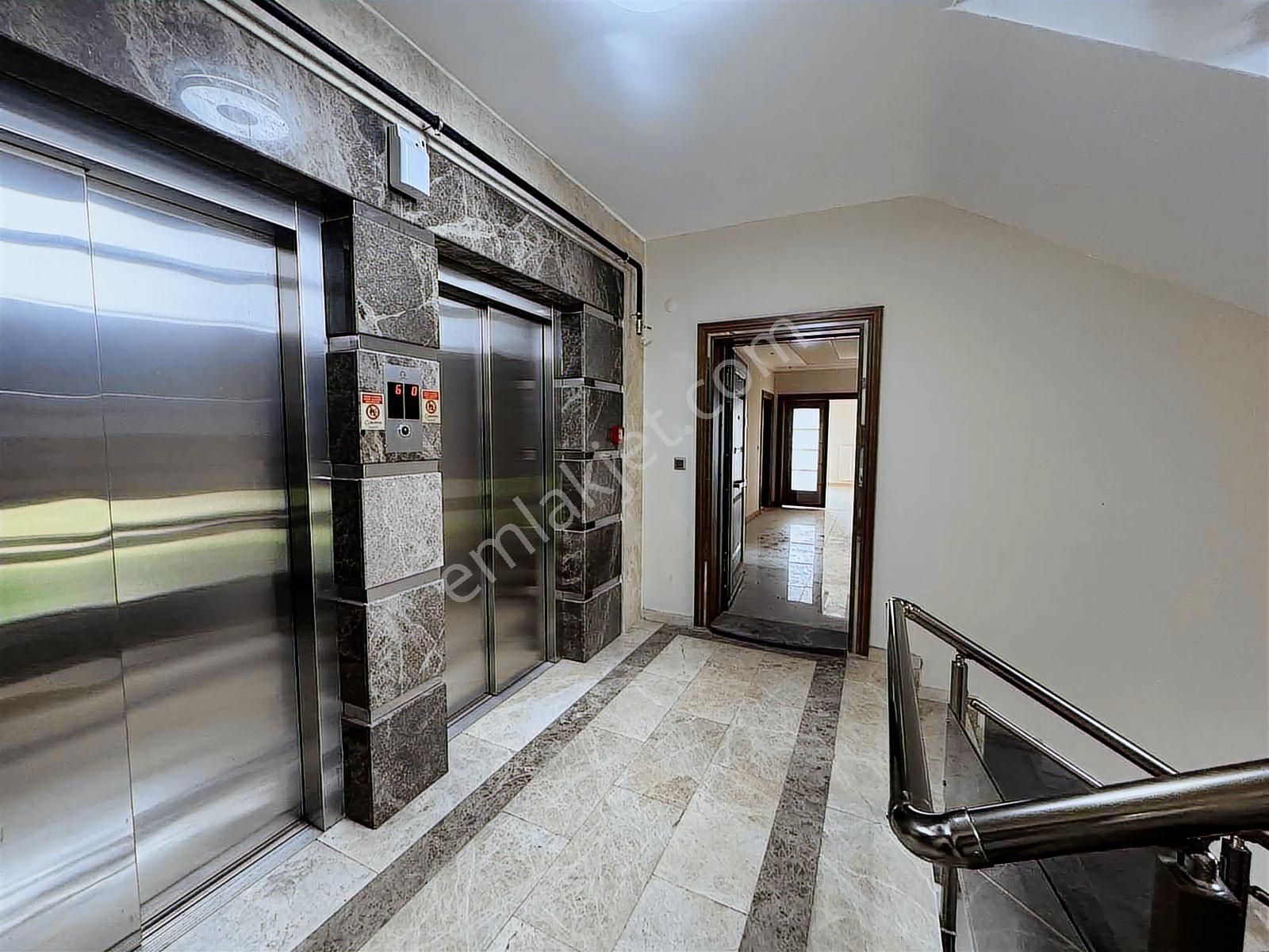Akcaabat Yıldızlı Sümela Evlerinde Panoramik Manzaralı Daire - Görsel 35