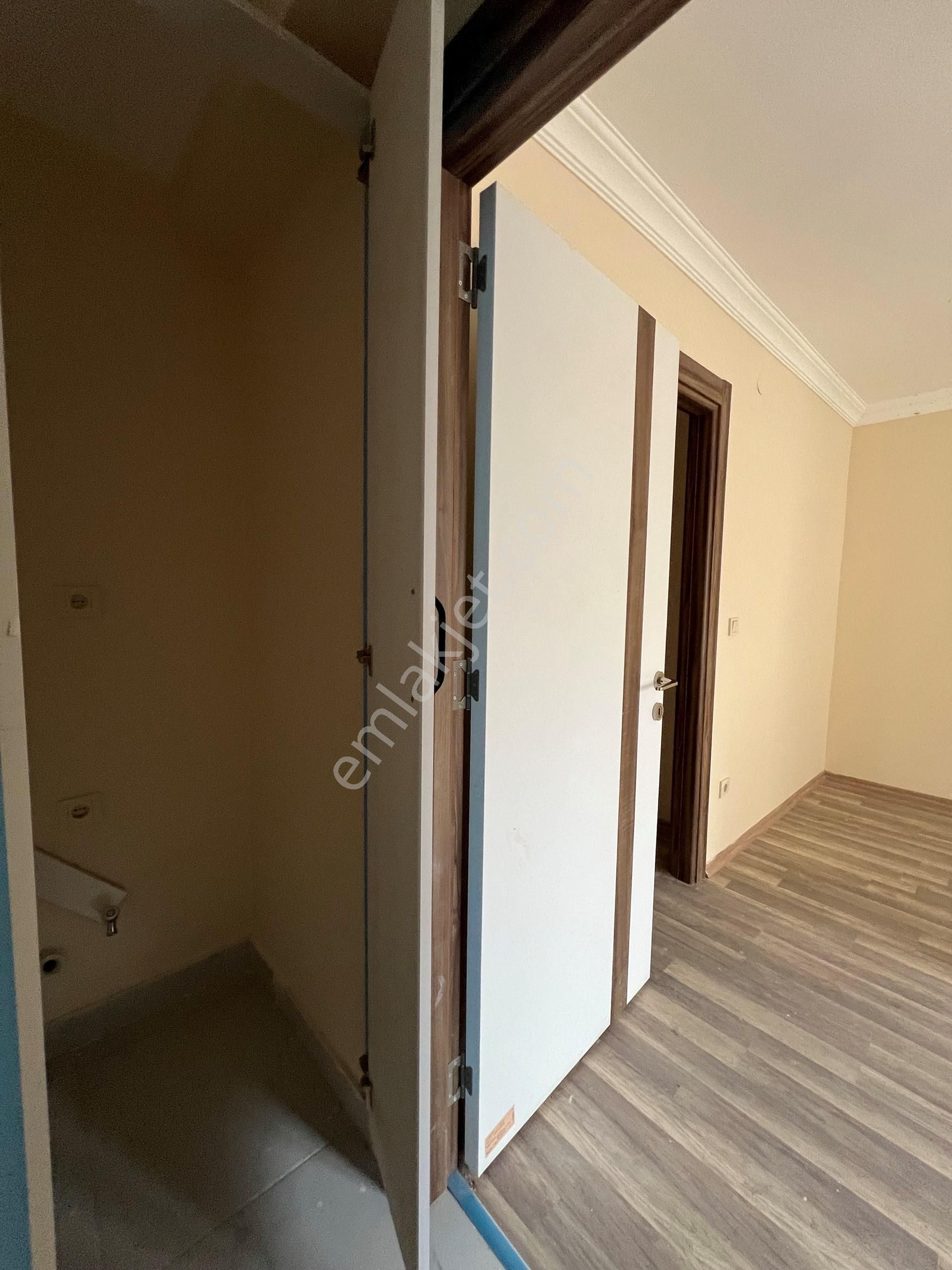 Trabzon Pelitli'de Deniz Manzaralı, Site İçinde 3+1 Lüks Daire, Havaalanına Yakın - Görsel 13