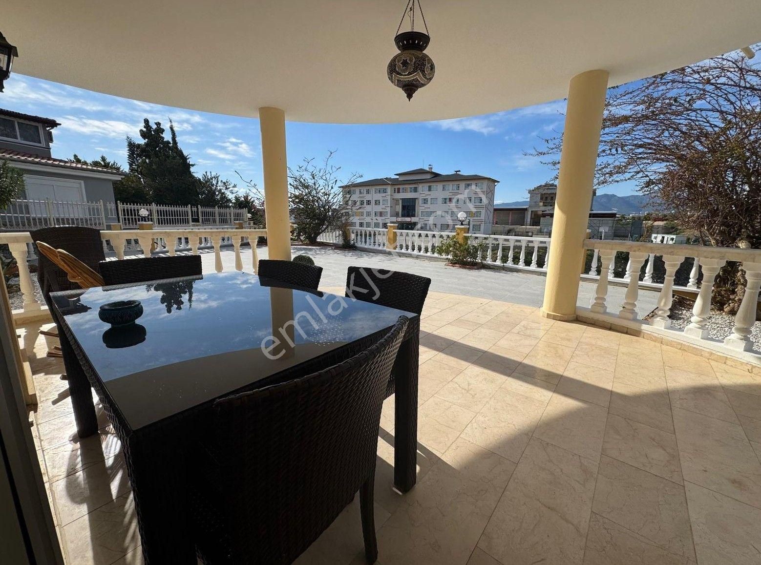 Alanya Mahmutlar Mah.eşyalı Satılık 3+1 Villa - Görsel 22