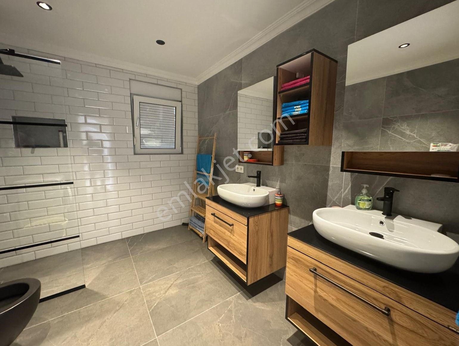 Alanya Mahmutlar Mah.eşyalı Satılık 3+1 Villa - Görsel 16