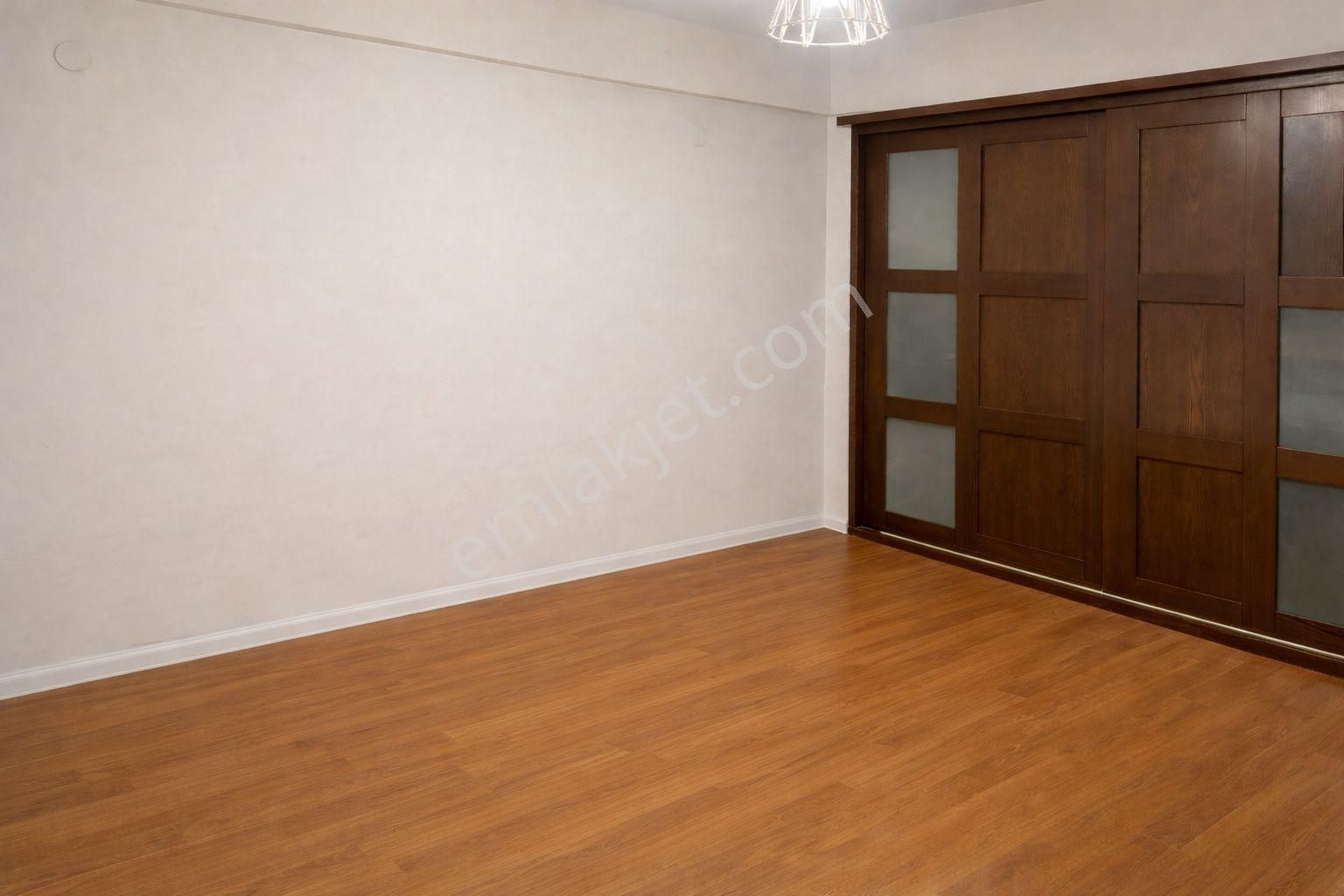 Plusofis Emlak Kozyatağı Çebi Sitesi Satılık Daire - Görsel 3