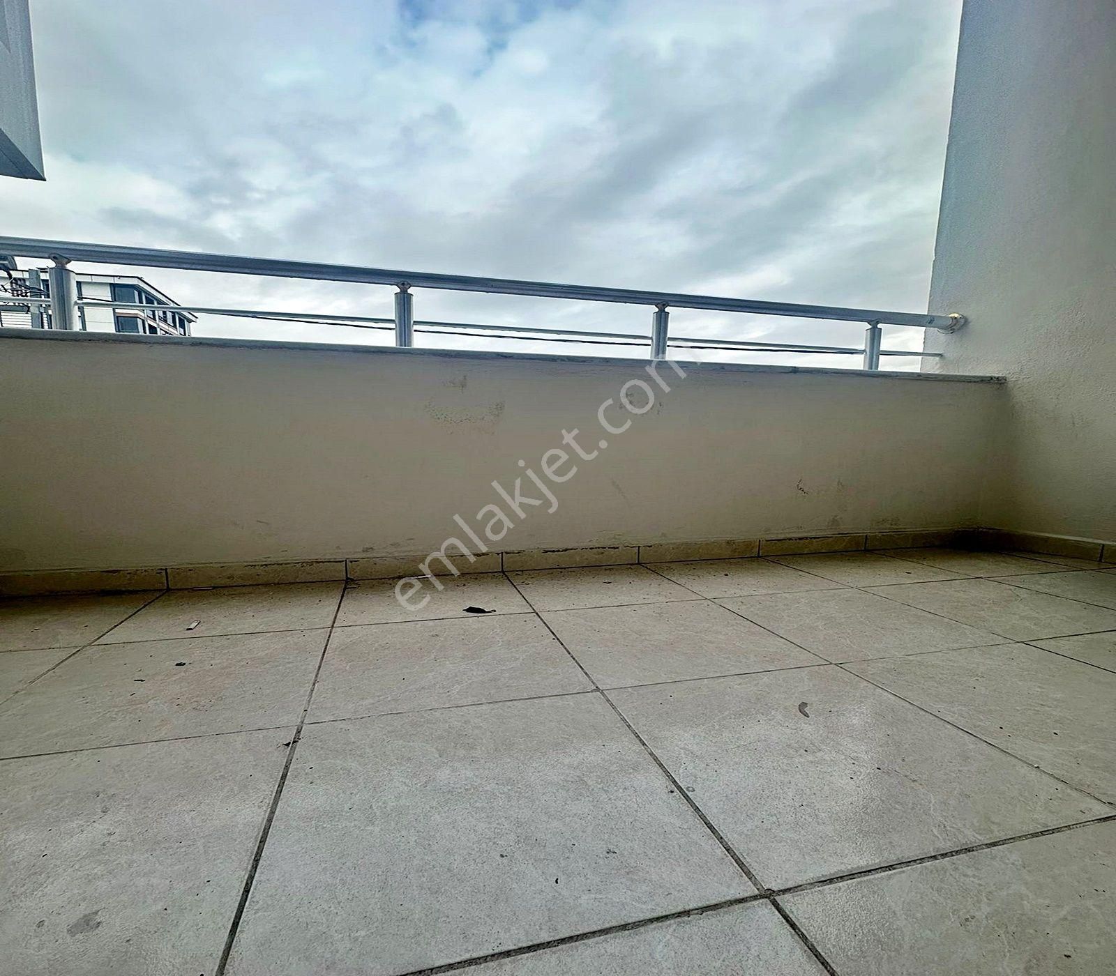 İskanlı Asansörlü Full Dekorlu Köşebaşı 2+1 Satılık Arakat Daire - Görsel 8