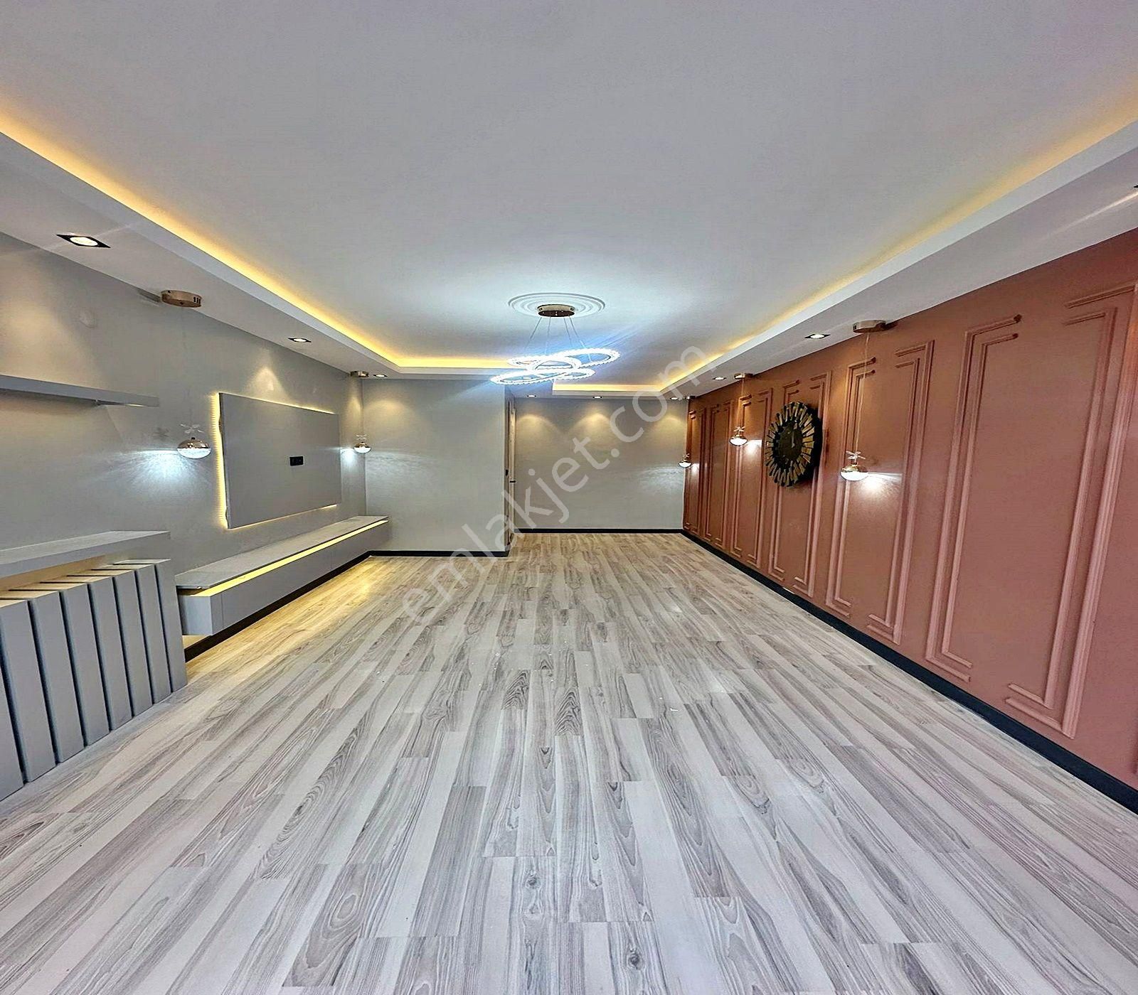 İskanlı Asansörlü Full Dekorlu Köşebaşı 2+1 Satılık Arakat Daire - Görsel 4