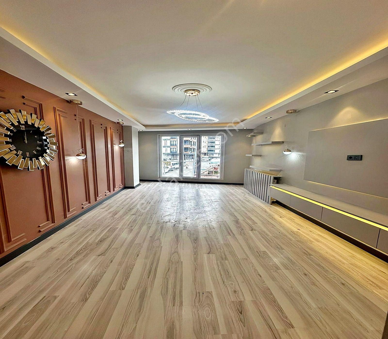 İskanlı Asansörlü Full Dekorlu Köşebaşı 2+1 Satılık Arakat Daire - Görsel 14