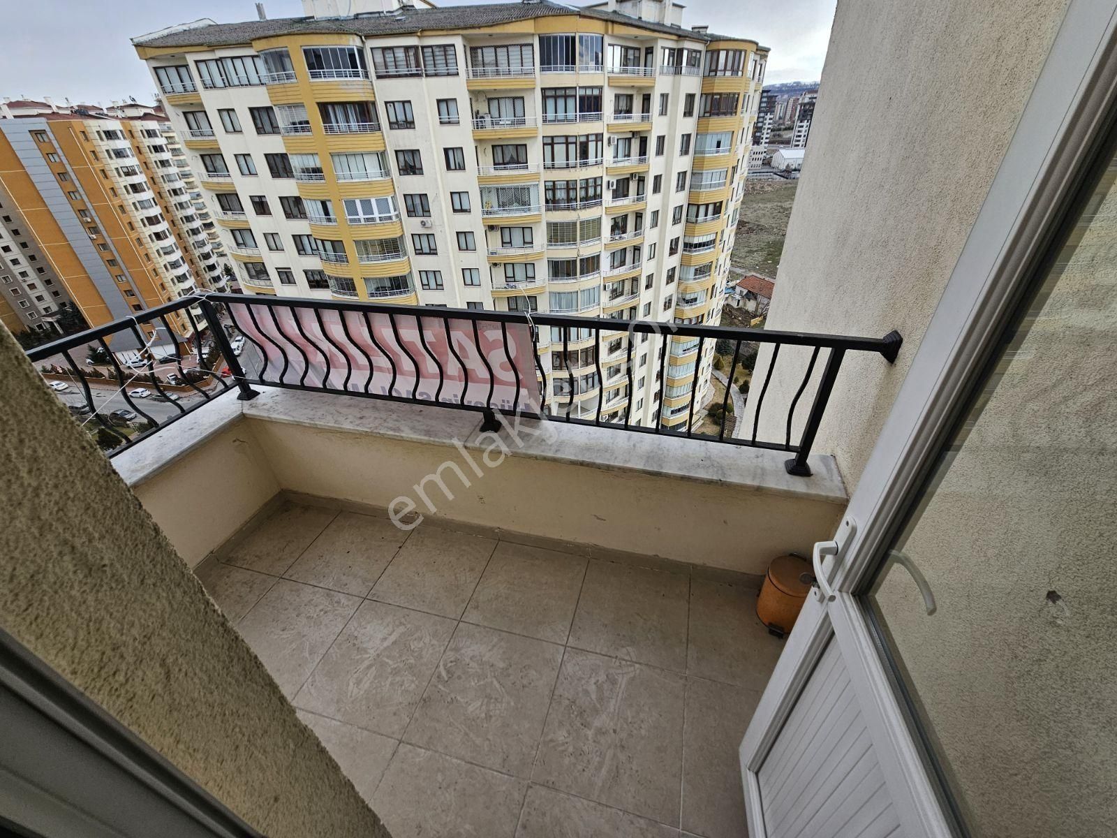 Köşk'de Satlık 4+1 Dubleks Daire - Görsel 22