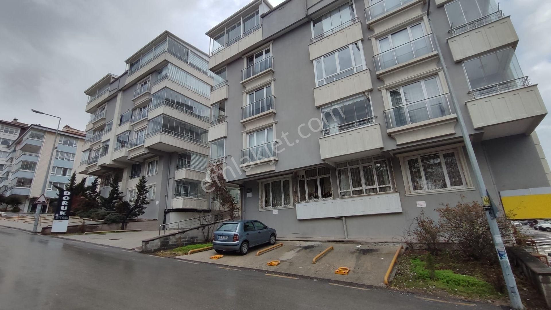 Atanora Vadiden Dikmen Cadde Üzeri Möbleli Kombili Balkonlu Giriş 1+1 - Görsel 4