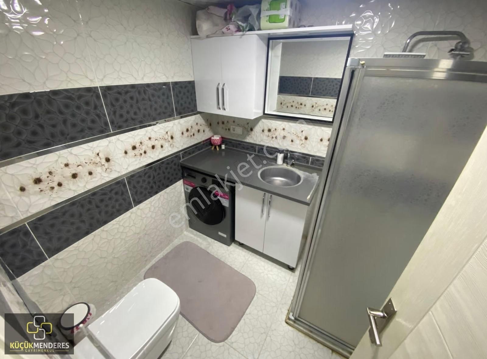 Küçük Menderes'ten Yeni Mah. 3 Yaşında Aydınlık Satılık Daire - Görsel 3