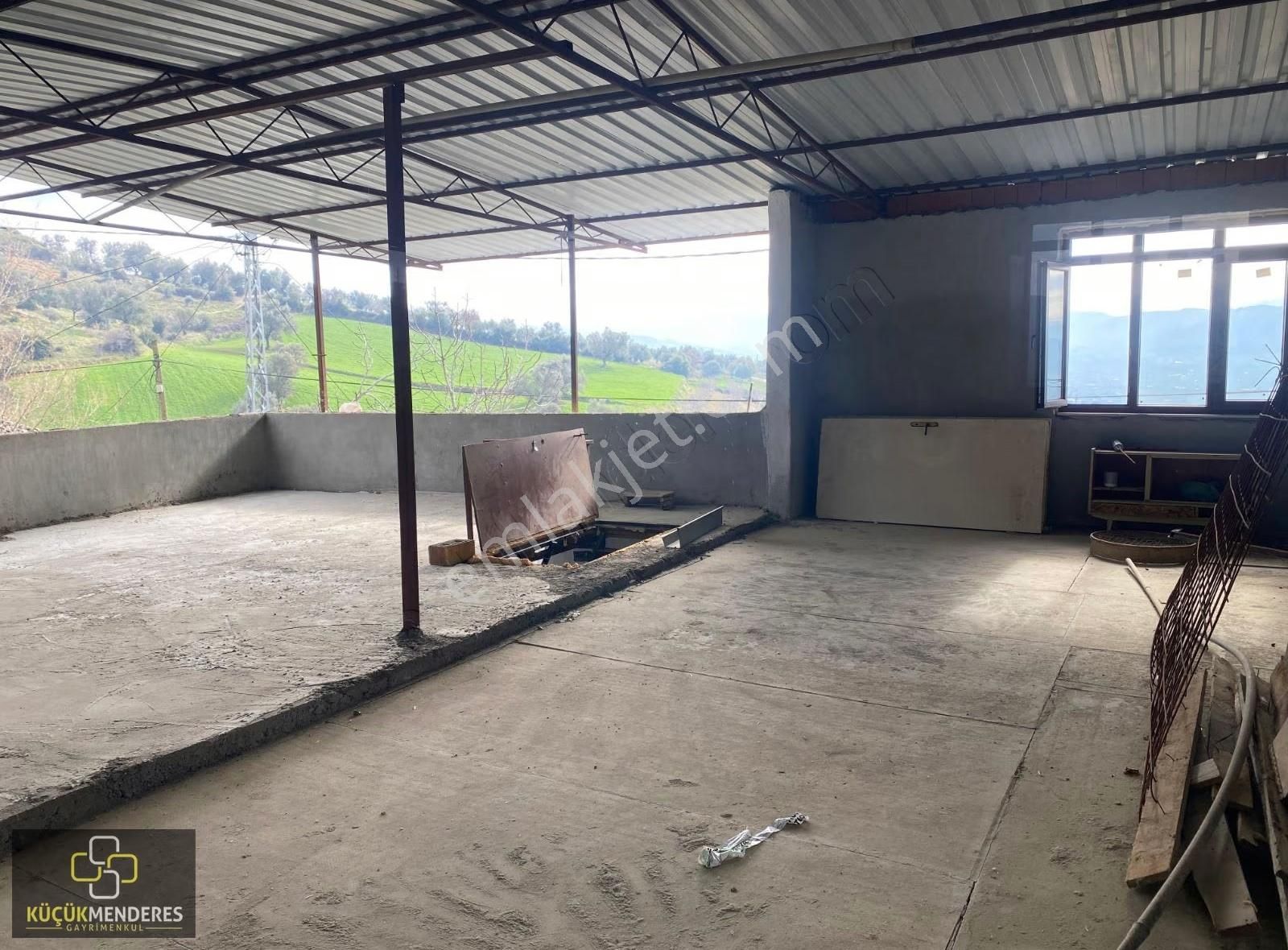 Küçük Menderes'ten Çömlekçi Mah Müstakil Köy Evi Manzaralı 2 Kat - Görsel 25