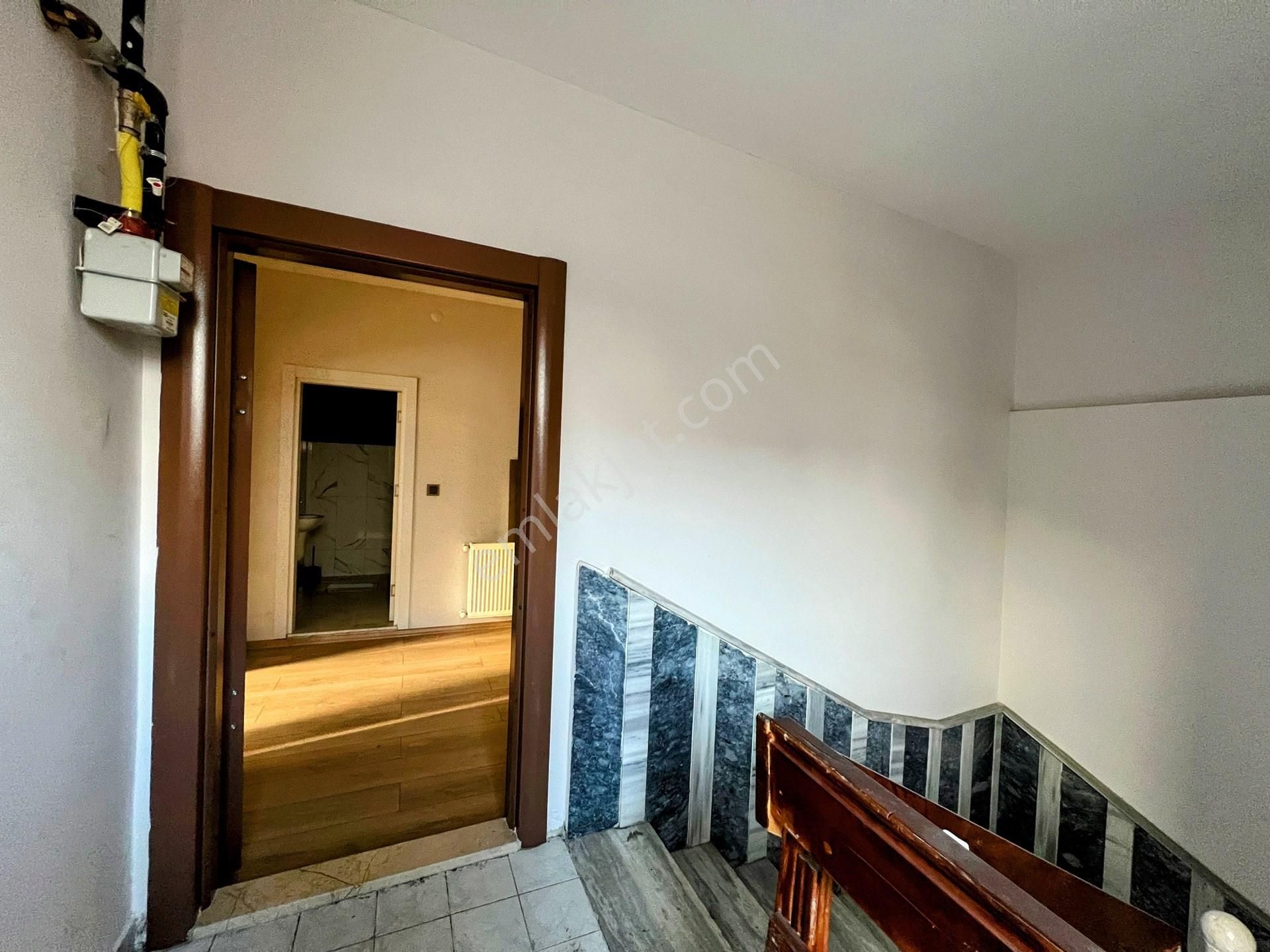 Trabzon Ortahisar İnönü Mah. 7+1 Eşyalı Çatı Dubleksi Kiralık Daire, Geniş Ve Konforlu Yaşam Alanı - Görsel 3