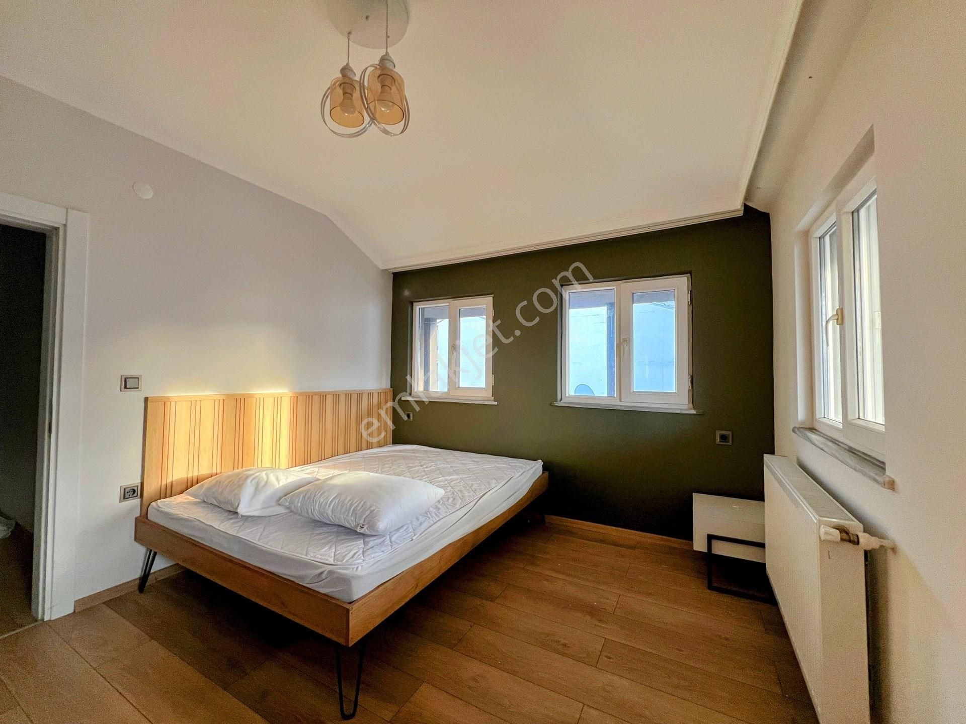 Trabzon Ortahisar İnönü Mah. 7+1 Eşyalı Çatı Dubleksi Kiralık Daire, Geniş Ve Konforlu Yaşam Alanı - Görsel 11