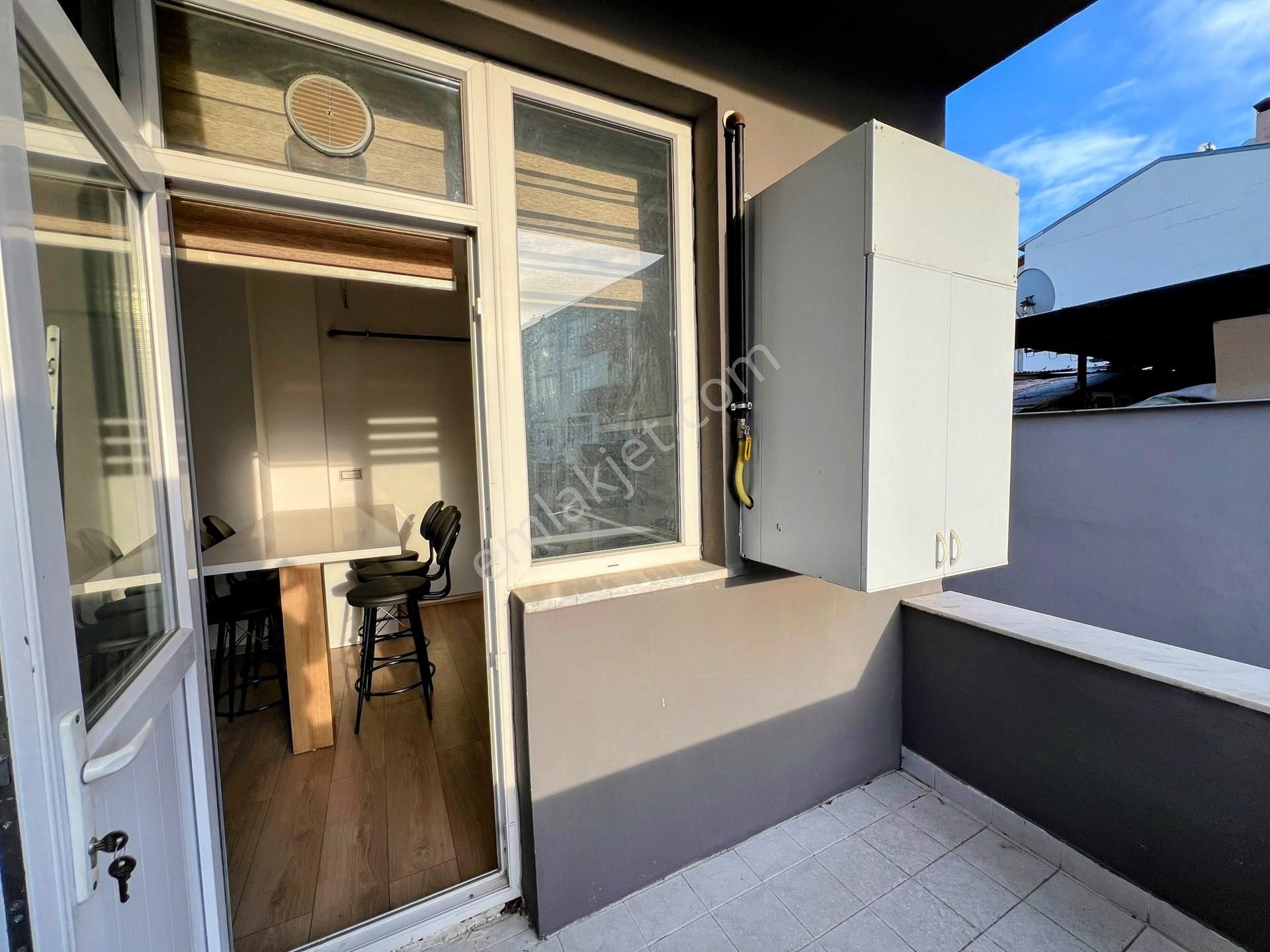 Trabzon Ortahisar İnönü Mah. 7+1 Eşyalı Çatı Dubleksi Kiralık Daire, Geniş Ve Konforlu Yaşam Alanı - Görsel 21