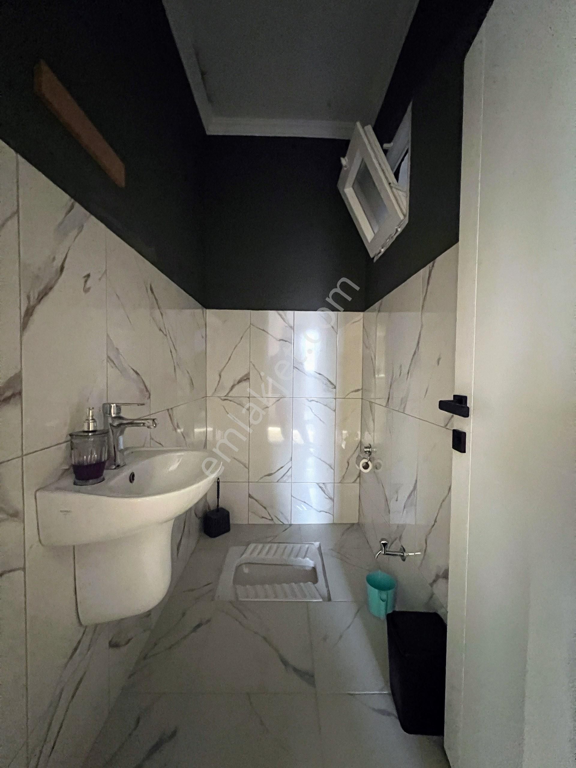 Trabzon Ortahisar İnönü Mah. 7+1 Eşyalı Çatı Dubleksi Kiralık Daire, Geniş Ve Konforlu Yaşam Alanı - Görsel 25