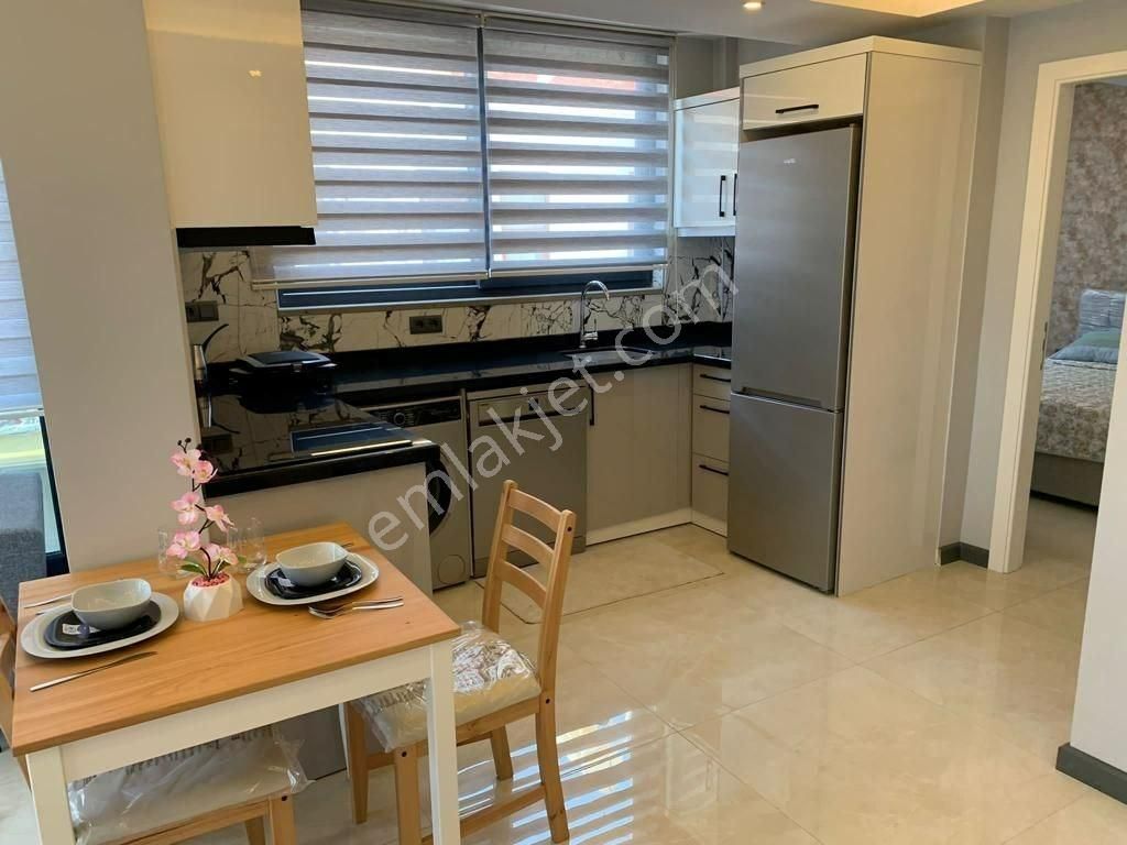 Alanya Güllerpınarı’nda | Merkezde | 1+1 Satılık Daire - Görsel 5