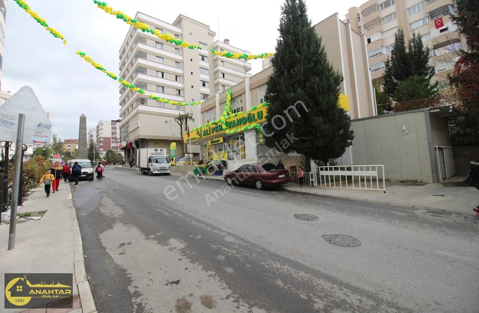 Buca Koop'ta 53 M2 Wc'li Ve Mutfaklı Dükkan - Görsel 6