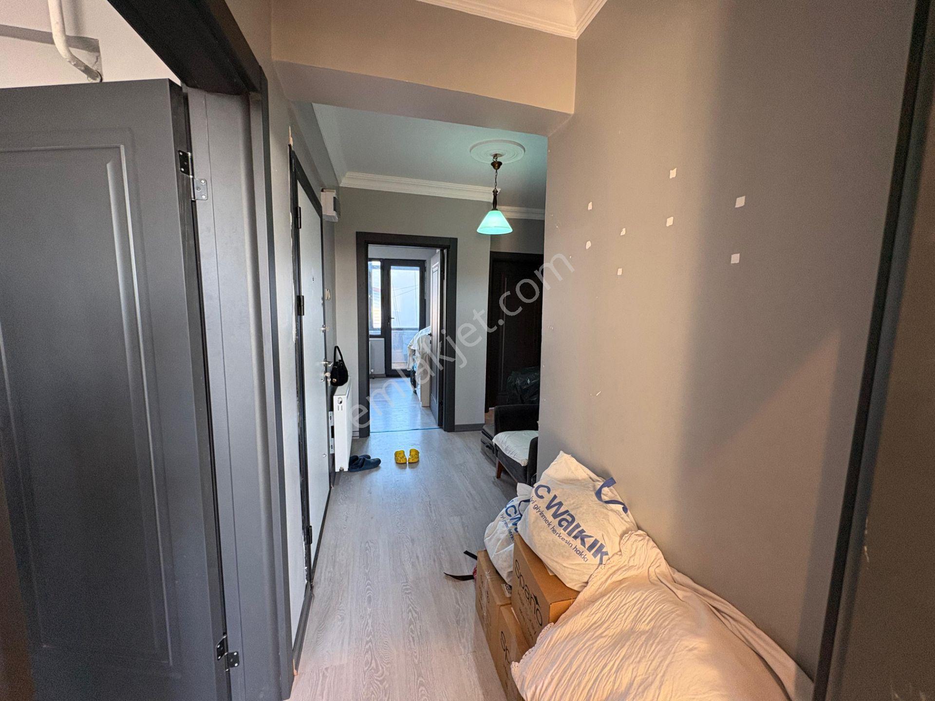 B&u Gayrimenkul'den Stadyuma Karşı Satılık 2+1 - Görsel 2