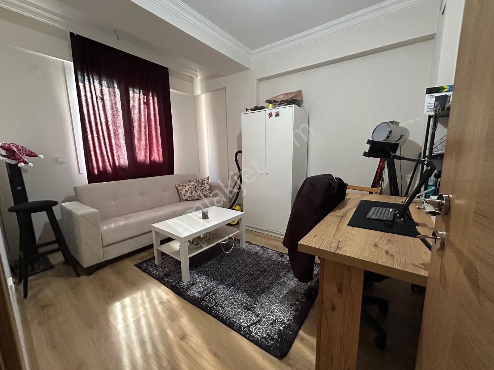 Karşıyaka Zübeyde Hanımda 3+1 Kiralık Daire - Görsel 8