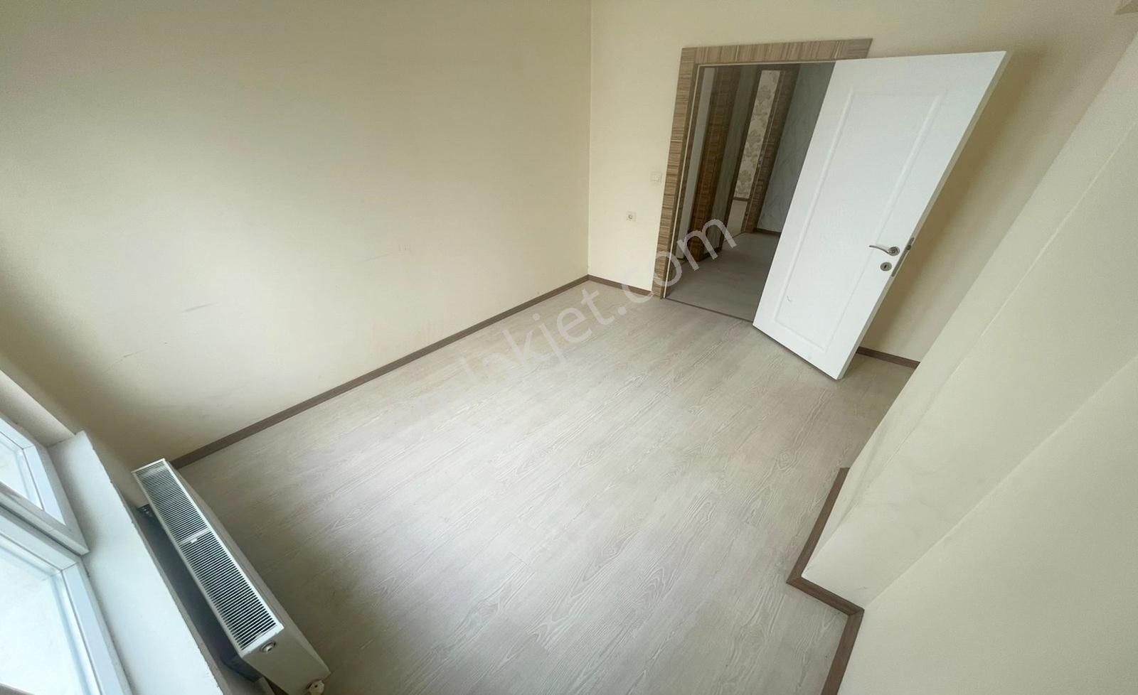 Karakaya'da 3+1 Çift Cam Baklonlu, Full Yapılı Satılık Dairemiz! - Görsel 3