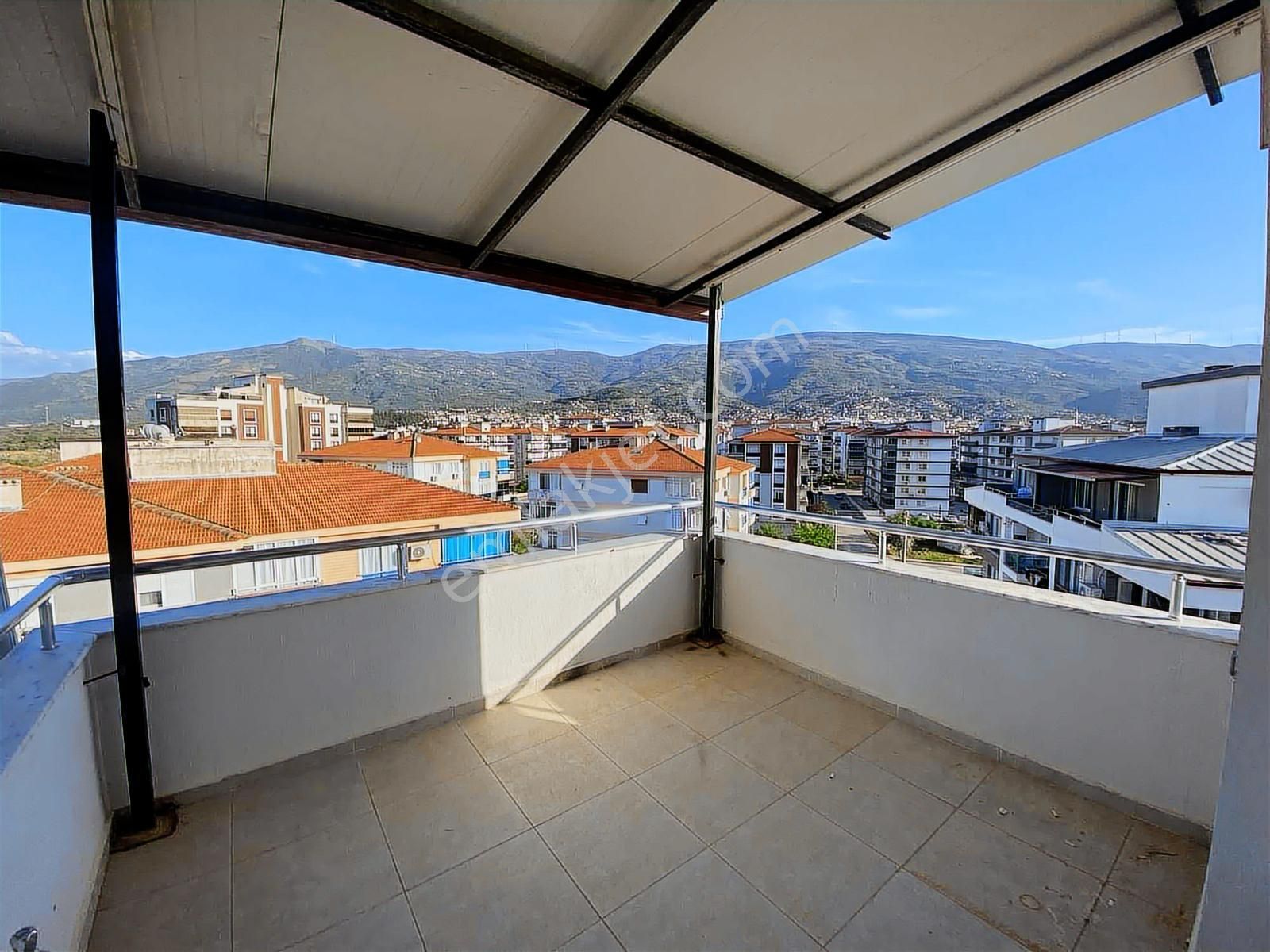 Kent Gayrimenkul'den 1+1 Eşyalı Manzaralı Kiralık Daire - Görsel 3