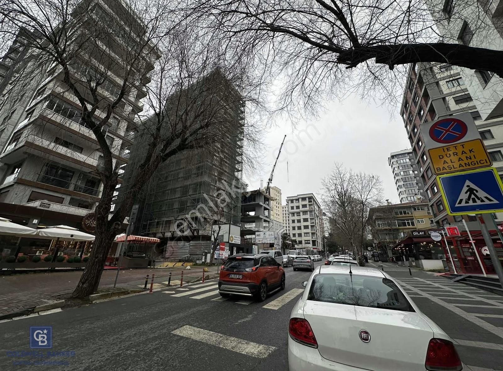 Caddebostanda Bağdat Cd. 1. Paralel | Otoparklı, Lüks 2+1 90m2 - Görsel 33