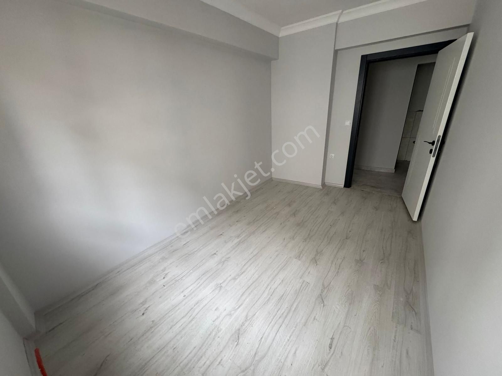 Yılmazer'den Cadde Üzerinde Sıfır Öncephe 3+1 Şahane Tasarm Acil - Görsel 15