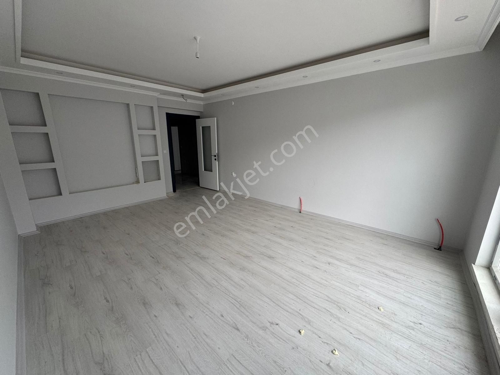 Yılmazer'den Cadde Üzerinde Sıfır Öncephe 3+1 Şahane Tasarm Acil - Görsel 5