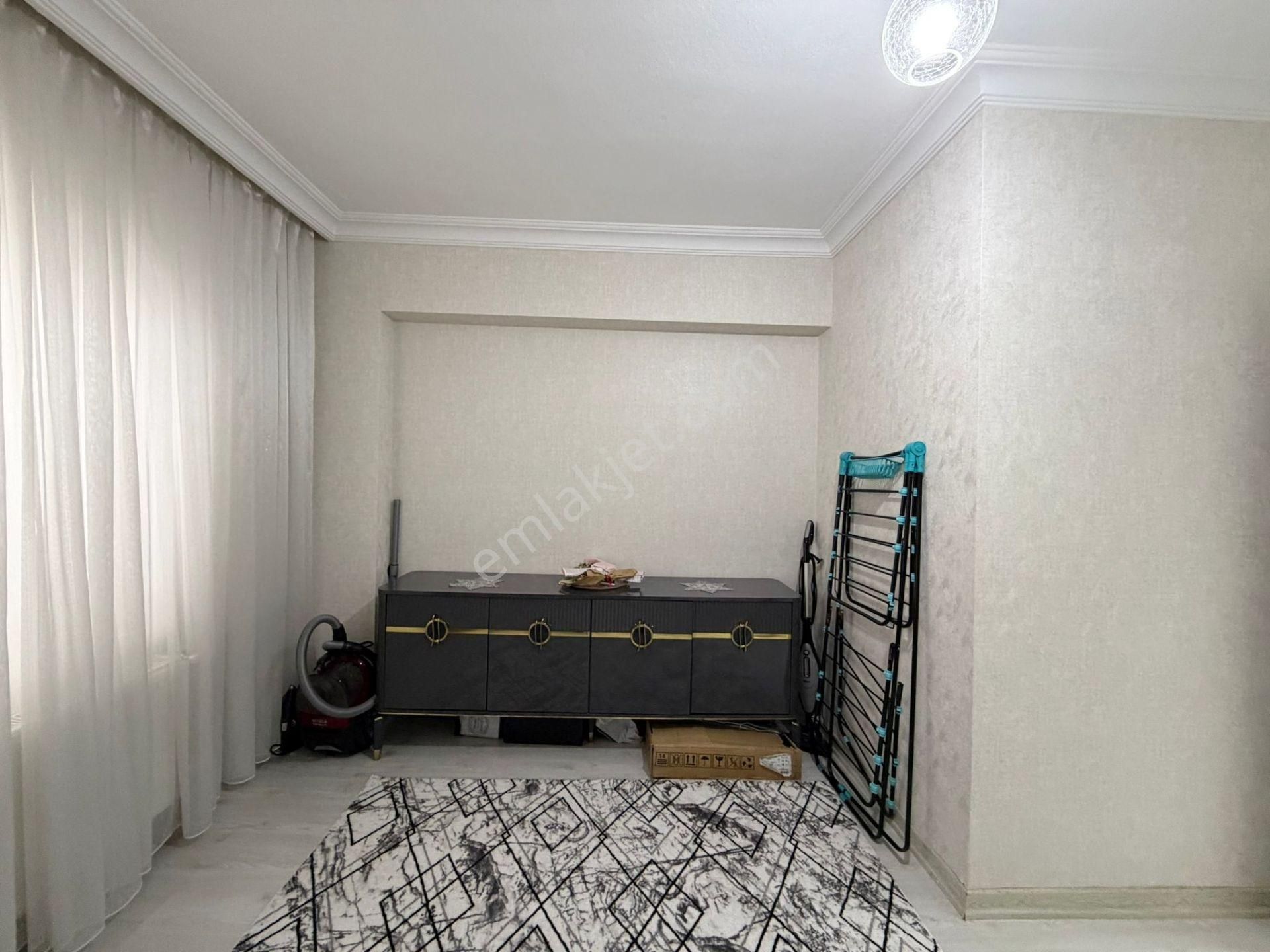 Öz'maşallah.dan Acil Satılık 1kat Konumda 3+1 Daire,,, - Görsel 8