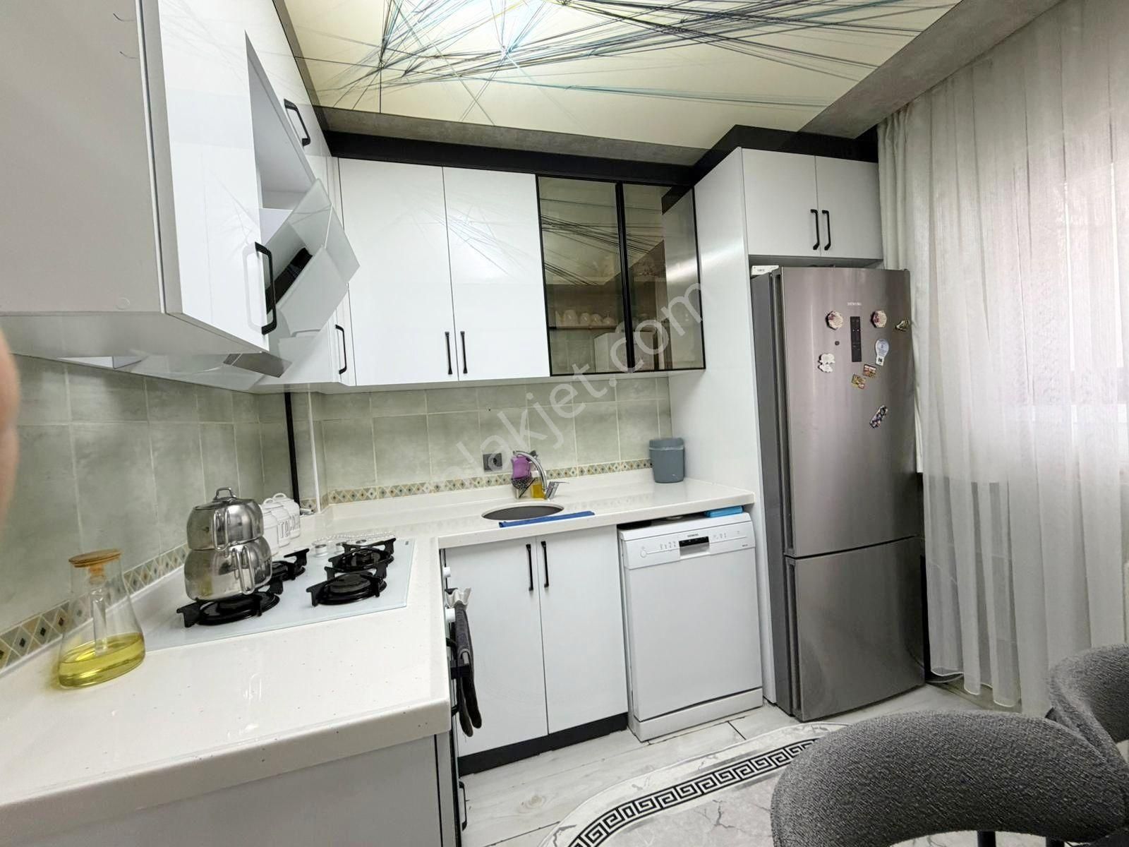 Öz'maşallah.dan Acil Satılık 1kat Konumda 3+1 Daire,,, - Görsel 6