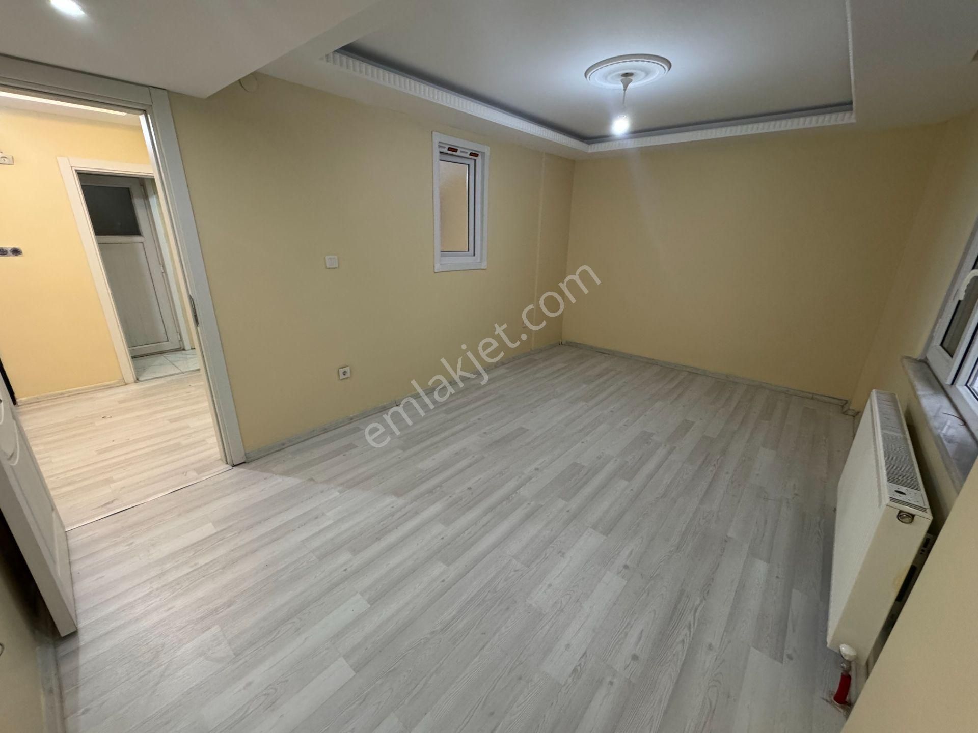Turyap' Tan Fatih Kaymakamlığı Arkasında Cadde Üzeri Temiz Kiralık 2+1 Daire - Görsel 5