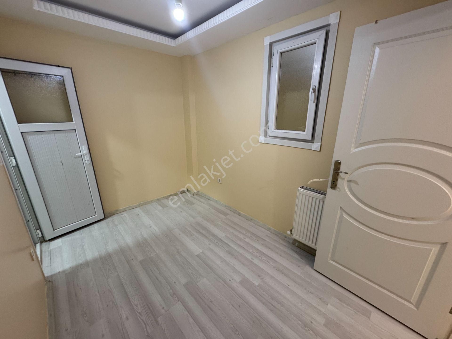 Turyap' Tan Fatih Kaymakamlığı Arkasında Cadde Üzeri Temiz Kiralık 2+1 Daire - Görsel 6
