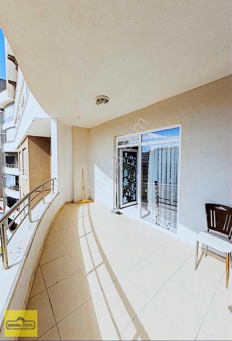 Şenol'dan Göztepe Konutlarında 3+1 Satılık 8. Arakat Geniş Daire - Görsel 12